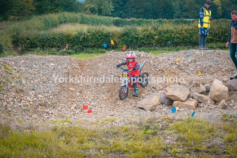 DSCF0500 - Ripon MC Trial 27/09- kids