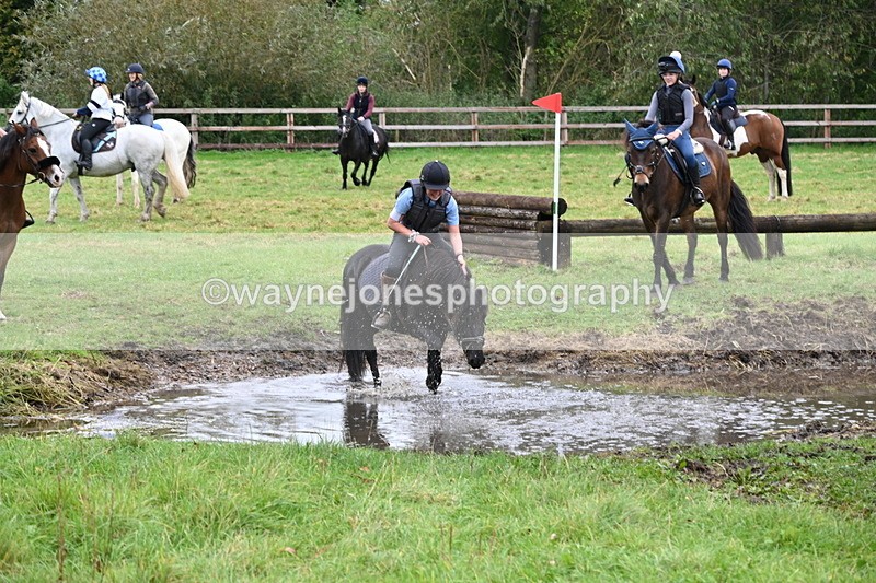 WJ6_7119 - Time at Photographer 13:06 to 13:23