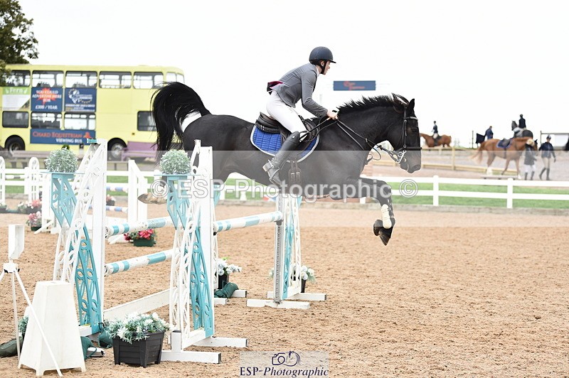 231013A-130300-01691 - Cls 3 1.05m Amateur Quali