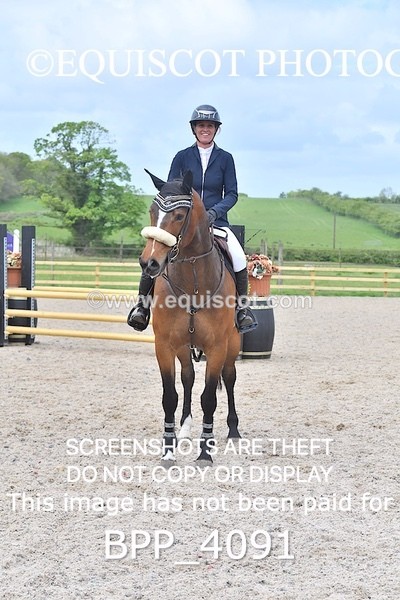 BPP_4091 - CLASS 4 Senior BritiNovice/ 90cm Open