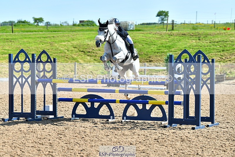 230527A-095253-03079 - Cls 13 Snr 1.05m + 1.10m Open