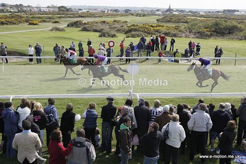 Race 2 14 - Gsy Race Finish Line 03/05/10