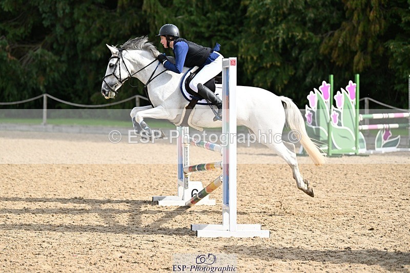 230930-114633-00386 - Cls 4 Pony Newcomers & 1m Open