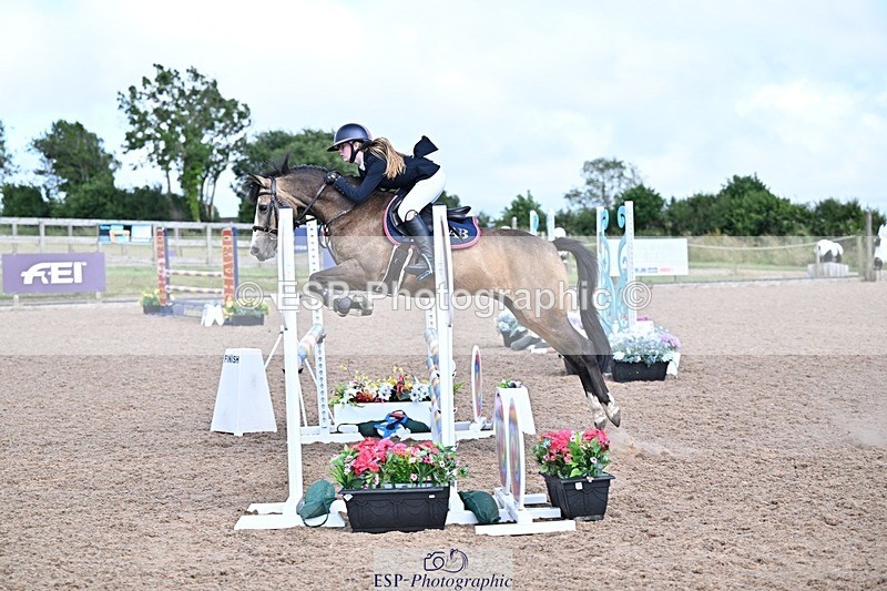 250627-170535-00844 - Cls 6 Stepping Stones 128cm and 138cm