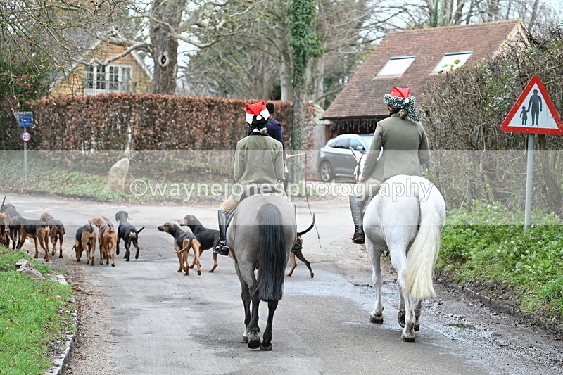 WJ7_1063 - Pub Corner