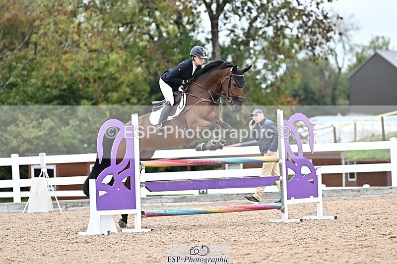 251015-140533-00708 - Cls 4 Newcomers and 1.10m Open