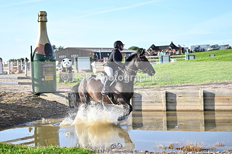 240913A-174955-05727 - Cls 19 Snr 1m Open Speed Derby