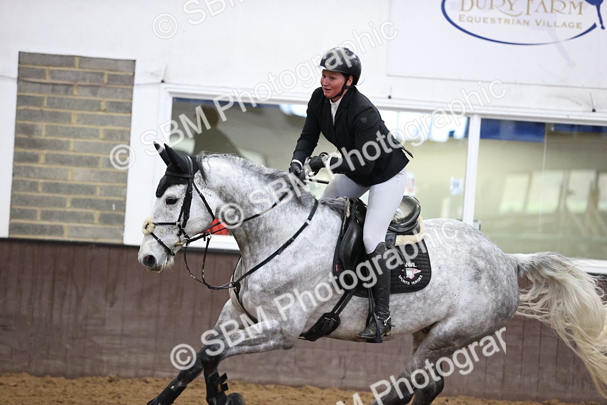 SBM_005582 - Class 17 - Senior Newcomers 1.10m