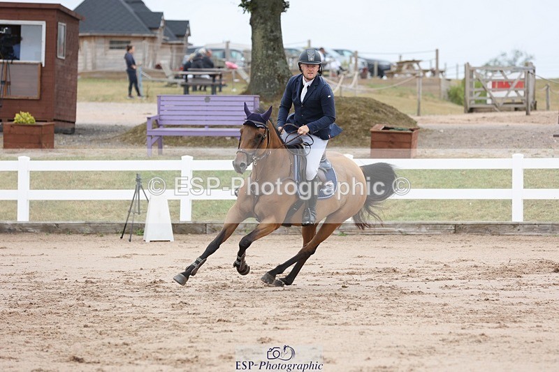 250717-094717-03743 - Cls 9, 1 Star Bronze Tour