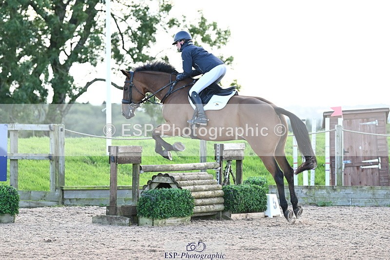 240912A-172352-02527 - Cls 7 Snr 90cm Open Speed Derby