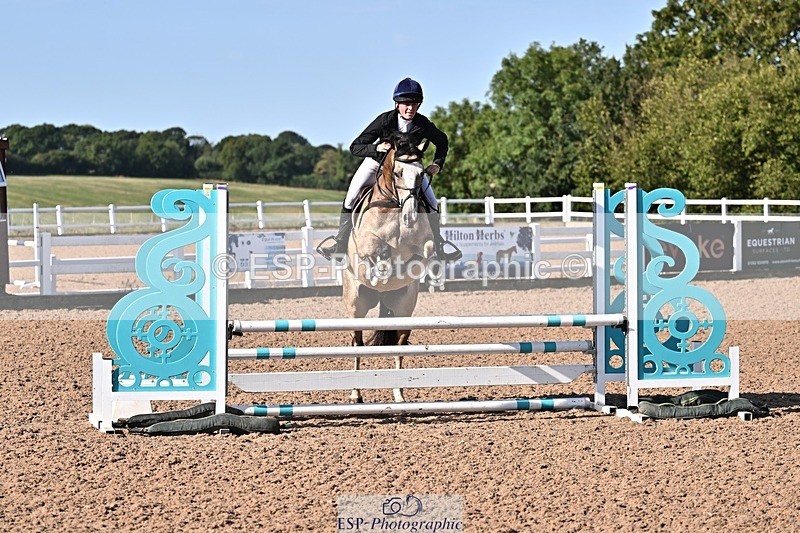 260812-091532-00040 - Cls 1 Clear Round