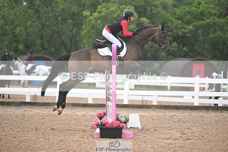 240720A-114614-14569 - Cls 11, 1 Star Bronze Tour 1.15m