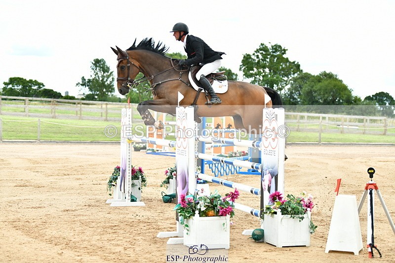 230720A-121310-02737 - Cls 33, 7 Yr Olds 1.30m