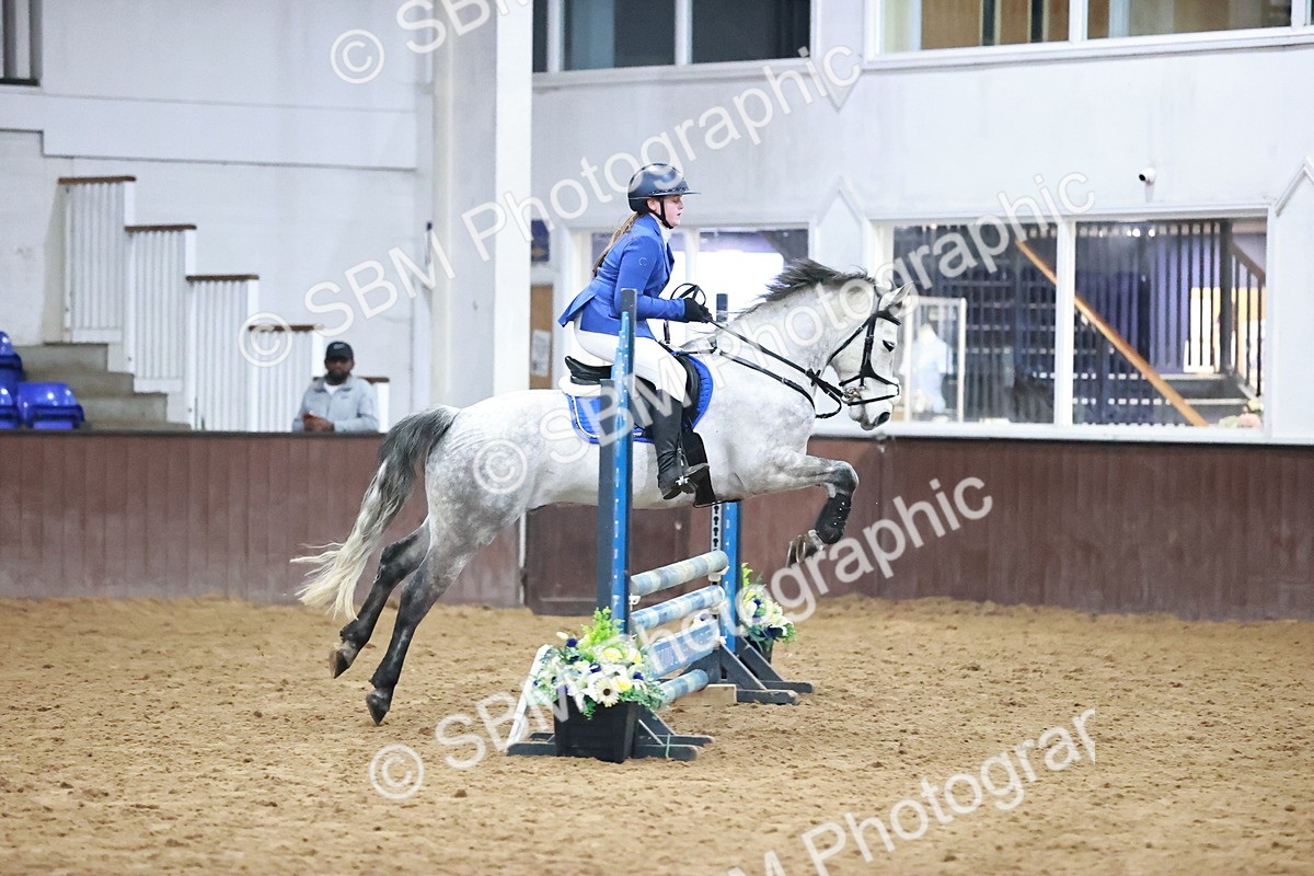 SBM_001737 - Class 9 - Pony Intro 75cm