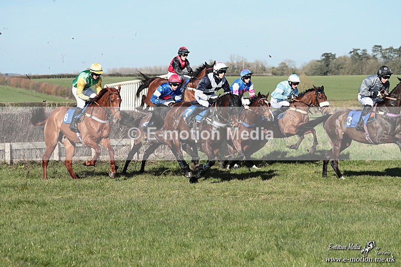 PtP 210326 694 - VWH Cirencester Races 21/03/26