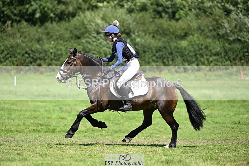 240811A-123701-03135 - 122-