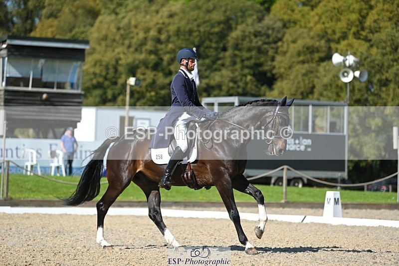 230526-165512-07439 - 258-DHI_KING_NELSON-Barnie_Brotherton-WEDTrotUp+DR
