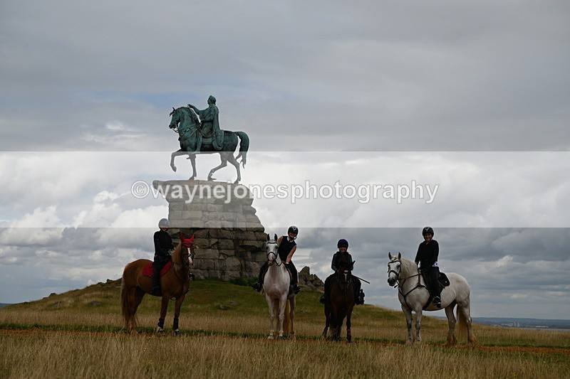 DSC_9144 - Time at Statue 14:33 to 15:10