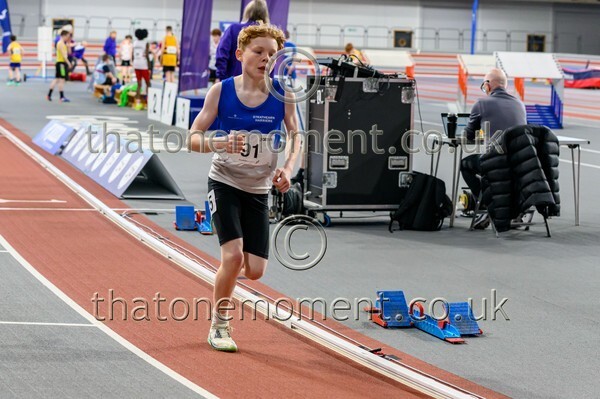 Age26SUN-919737 - Track Male Set One