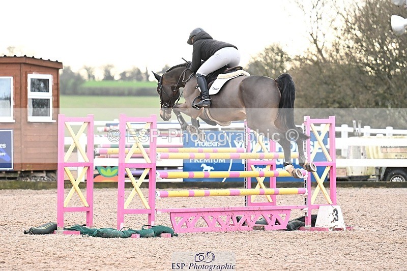251206-133137-01121 - Cls 13 Snr Foxhunter and 1.20m