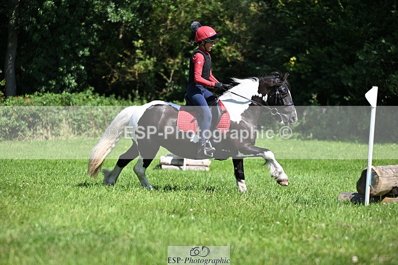 240729B-145330-02878 - Abbie's Group XC