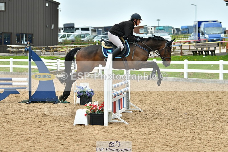 230504A-120609-01207 - Cls 3 85cm Amateur Quali