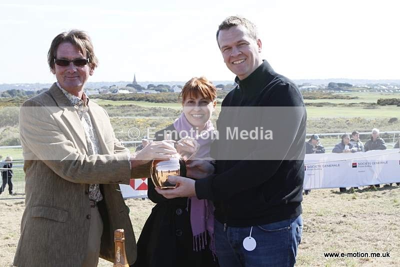  GRD 030510 266 - Guernsey Race Day 03/05/10