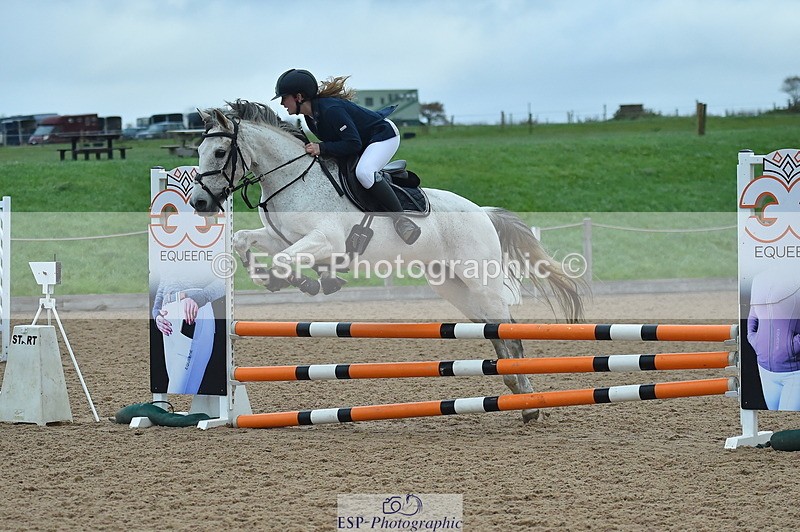 231119A-101040-04545 - Sun Cls 17+18 Club and Schools 70cm