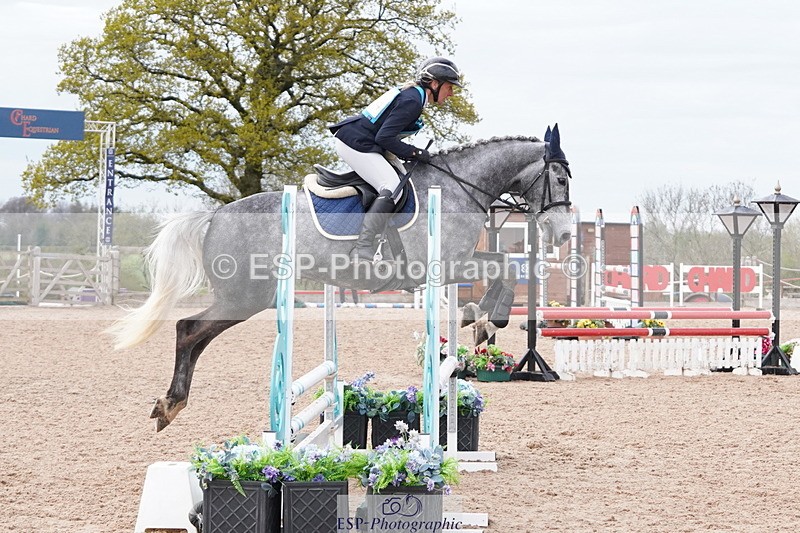 250419-152410-12908 - 664-Leigh.Smallacombe-CRUISING.CARRA