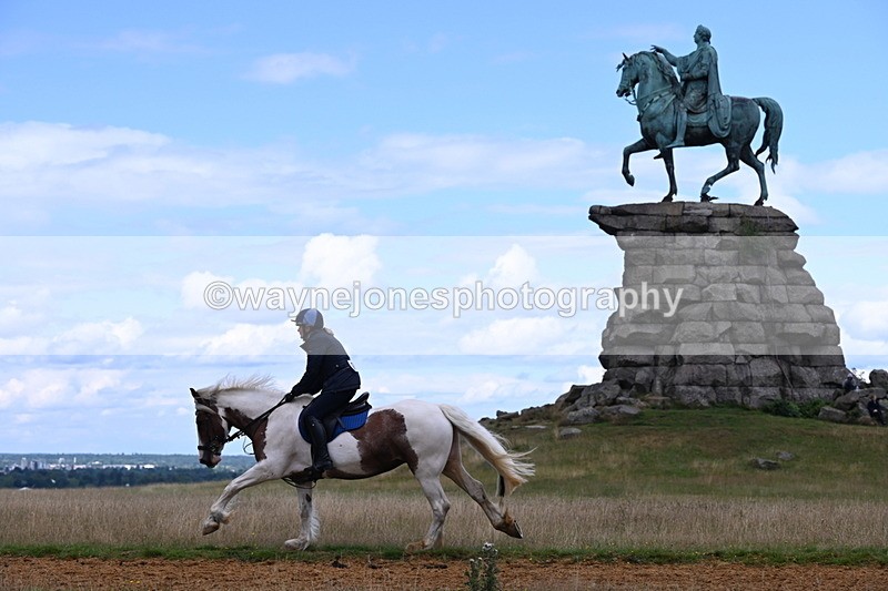 DSC_9755 - Time at Statue 15:11 to 15:58