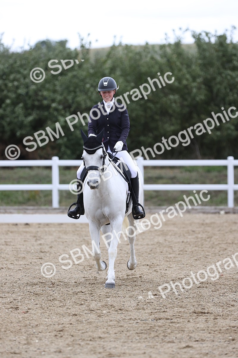 SBM_003978 - Class 9 - Novice 3 Champs