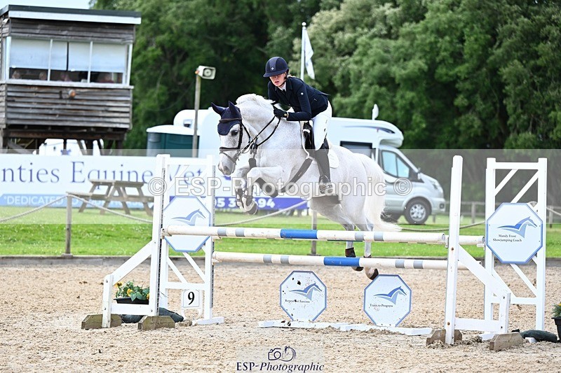 240706-181115-17649 - Cls 39 1.05m Amateur Quali and Open