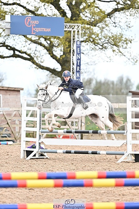 250414-105156-00272 - 80cm Round 1