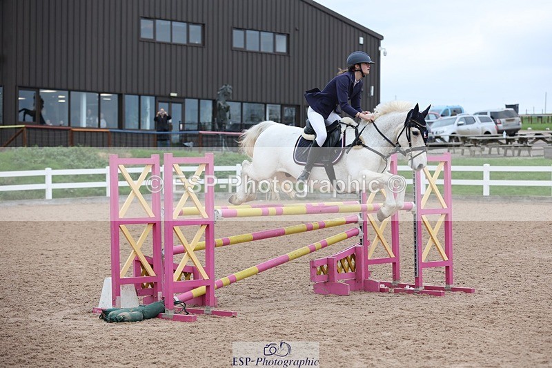 241116X-135836-02335 - Cls 14 A&B Pony Fox & 1.10m Open