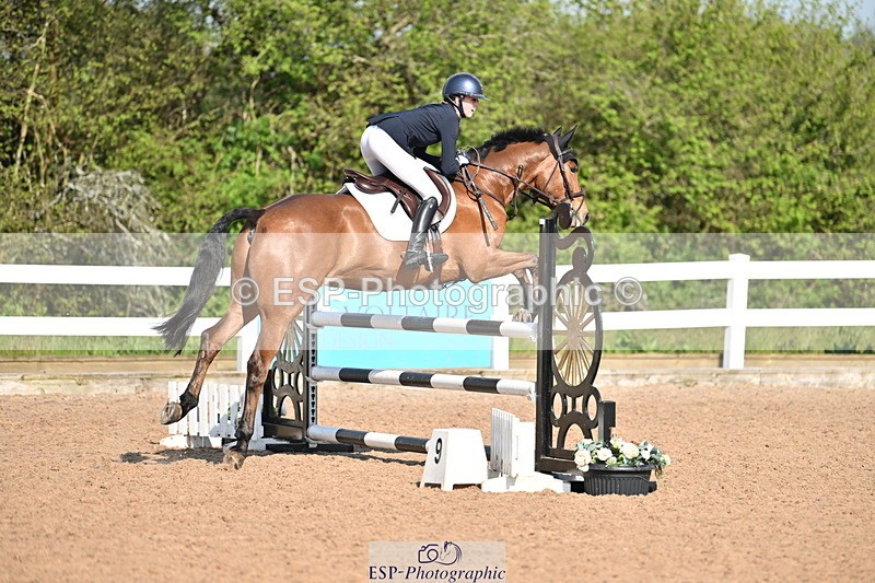 240509A-093150-00154 - Cls 1 British Novice and 90cm Open