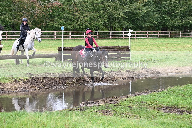 WJ6_6140 - Time at Photographer 12:41 to 13:05