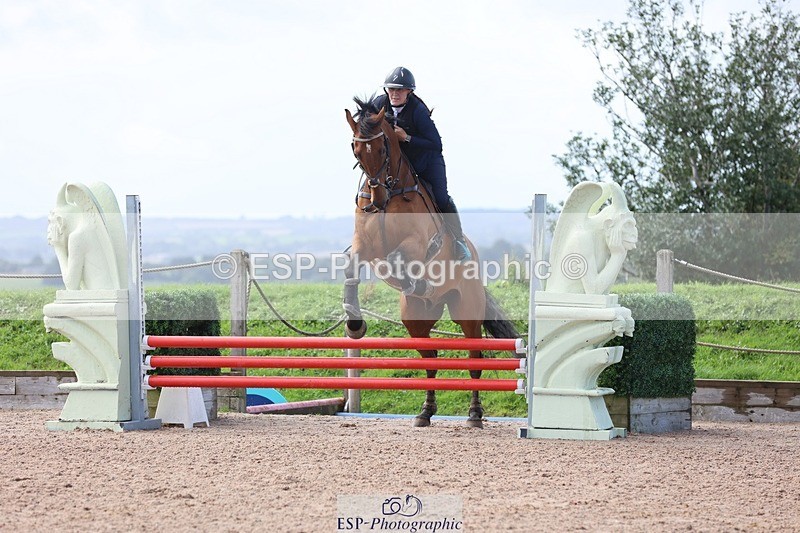 250911-140646-02312 - Cls 5 Chard Snr 90cm Speed Derby