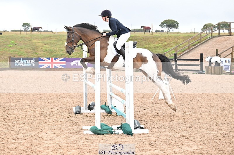 250827B-110157-00233 - Clear Round & Cls 1 Brit Nov 90cm