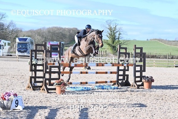 BPP_3692 - CLASS 8 Senior Newcomers/ 1.10m Open