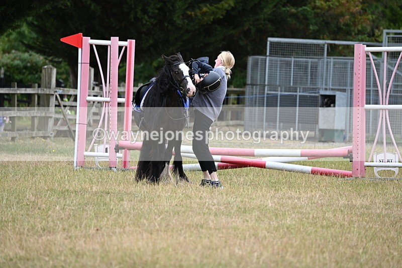 WJ6_9504 - Class 12 Minimus Jumping 45cm