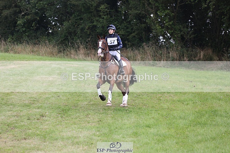 240831A-112016-01042 - 057-Bella.Balian-BEECHWOOD.JOEY