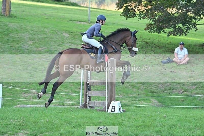 230909-175023-07808 - Cls 14 Snr 1m Derby