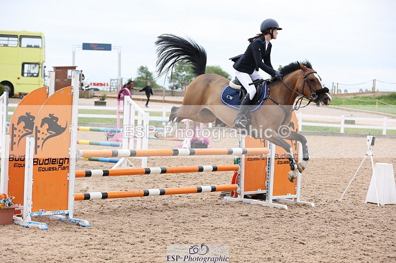 240630A-182547-16397 - Cls 28 Stepping Stones 128cm + 138cm