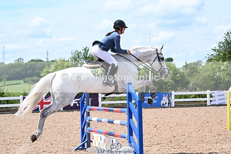 240619A-143104-00622 - Cls 4 Snr Newcomers and 1.10m Open