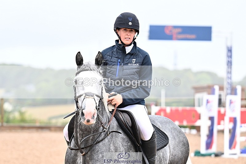 250827B-100654-00002 - Clear Round & Cls 1 Brit Nov 90cm