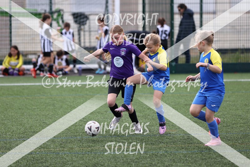 1DX30795 - Sat 13th U9 Girls