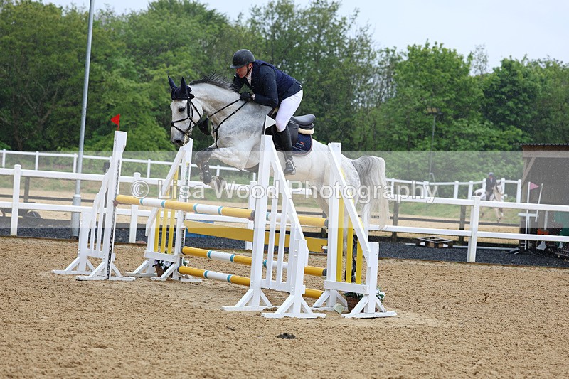 3E7A7257 - Class 7: Senior Newcomers/1.10m open