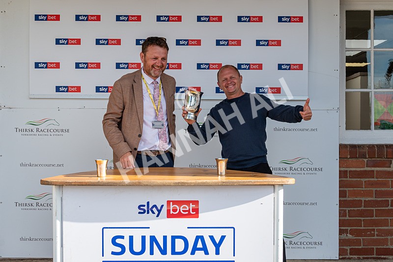 310526-Race 5-Fandom-9209 - Race 5 17.45pm Sky Bet Price Boosts Handicap