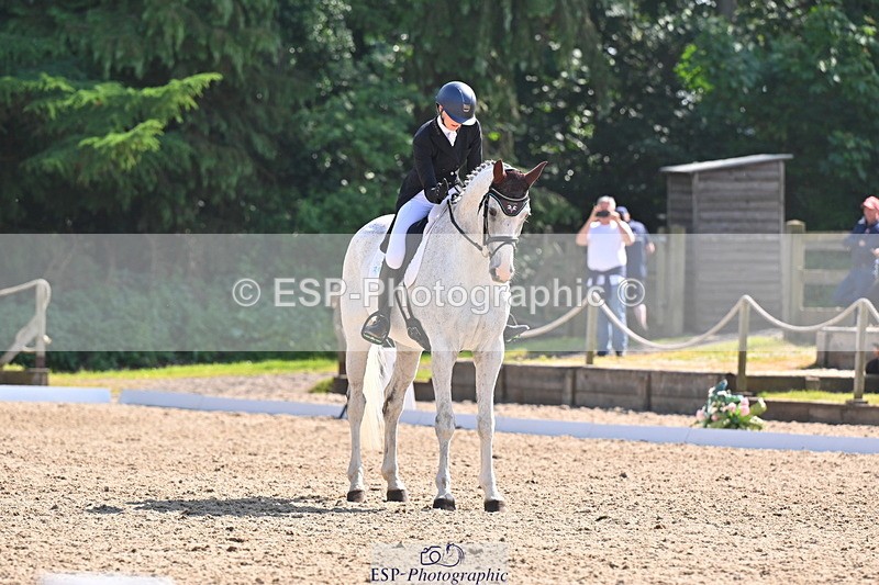 250523A-163013-08270 - A-063-Elizabeth.Barratt-RIDE.FOR.THAIS.CHAMAN.DUMONTCEAU