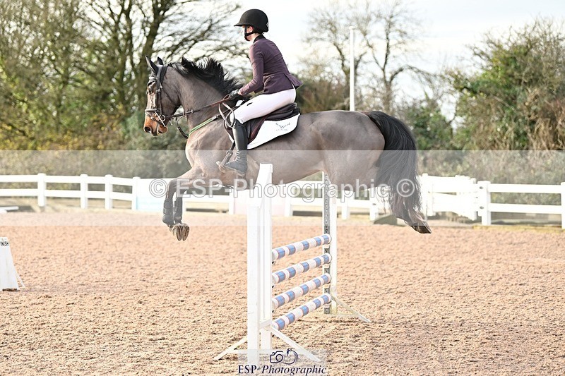 241206-101746-00210 - Cls 2 British Novice and 90cm Open